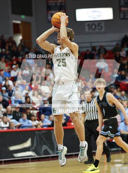 Thumbnail 1 in Sky View vs. Snow Canyon (UHSAA 4A Semifinal Playoff) photogallery.