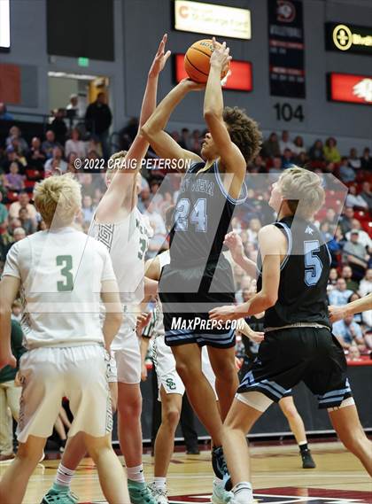 Thumbnail 1 in Sky View vs. Snow Canyon (UHSAA 4A Semifinal Playoff) photogallery.