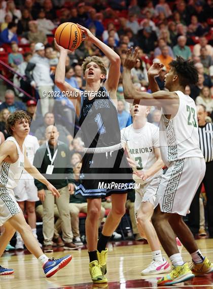 Thumbnail 1 in Sky View vs. Snow Canyon (UHSAA 4A Semifinal Playoff) photogallery.