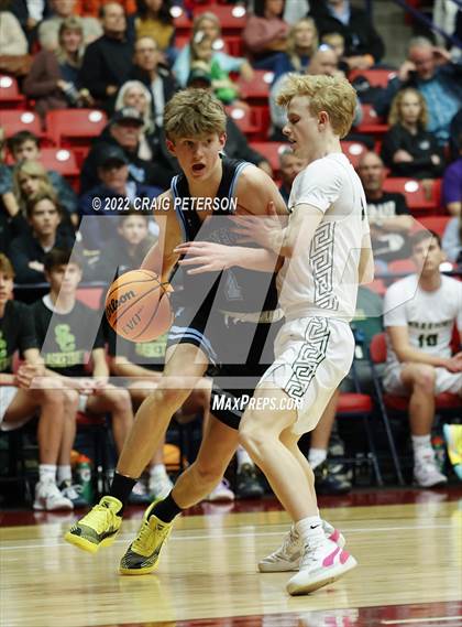 Thumbnail 2 in Sky View vs. Snow Canyon (UHSAA 4A Semifinal Playoff) photogallery.