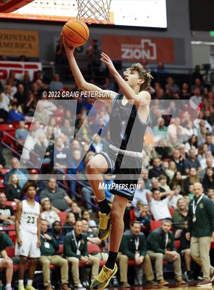 Thumbnail 3 in Sky View vs. Snow Canyon (UHSAA 4A Semifinal Playoff) photogallery.