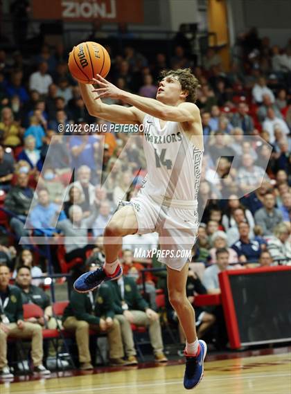 Thumbnail 1 in Sky View vs. Snow Canyon (UHSAA 4A Semifinal Playoff) photogallery.