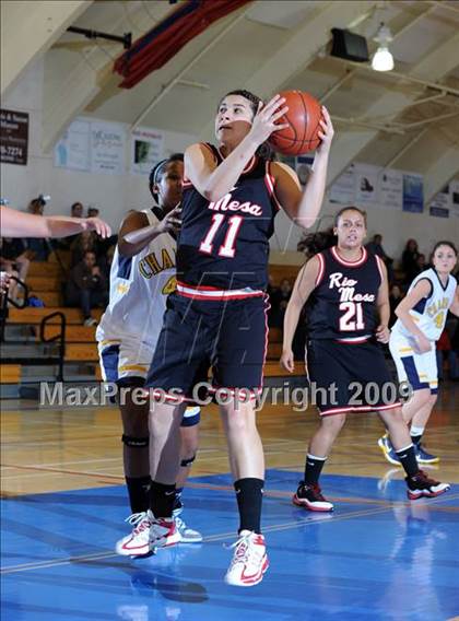 Thumbnail 2 in Dos Pueblos vs. Rio Mesa photogallery.