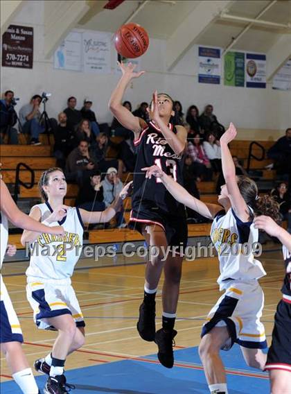 Thumbnail 3 in Dos Pueblos vs. Rio Mesa photogallery.