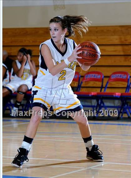 Thumbnail 2 in Dos Pueblos vs. Rio Mesa photogallery.