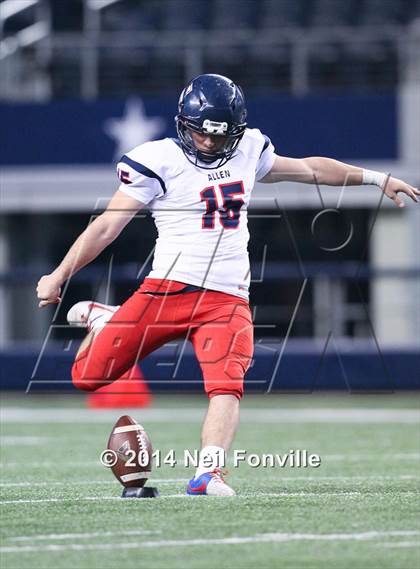 Thumbnail 3 in Allen vs. Keller Central (UIL 6A Division 1 Region I Bi-District Playoff) photogallery.