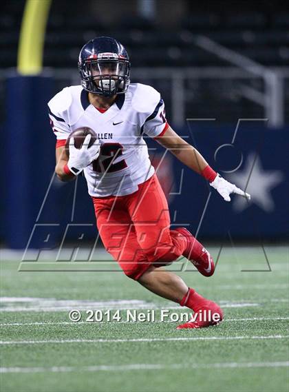 Thumbnail 1 in Allen vs. Keller Central (UIL 6A Division 1 Region I Bi-District Playoff) photogallery.