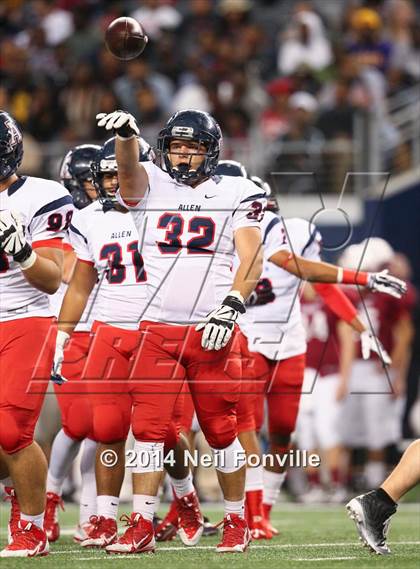 Thumbnail 1 in Allen vs. Keller Central (UIL 6A Division 1 Region I Bi-District Playoff) photogallery.