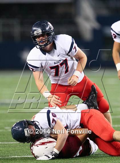 Thumbnail 3 in Allen vs. Keller Central (UIL 6A Division 1 Region I Bi-District Playoff) photogallery.