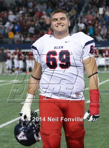 Thumbnail 2 in Allen vs. Keller Central (UIL 6A Division 1 Region I Bi-District Playoff) photogallery.