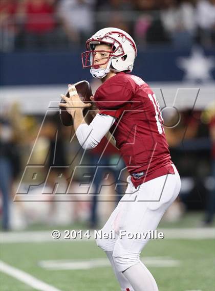 Thumbnail 2 in Allen vs. Keller Central (UIL 6A Division 1 Region I Bi-District Playoff) photogallery.