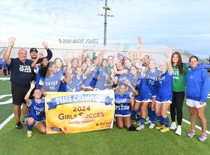 Thumbnail 3 in Xavier College Prep vs. Hamilton (AIA 6A Final - Awards) photogallery.