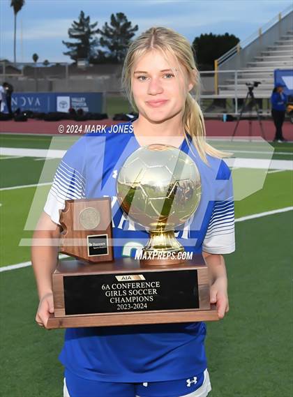 Thumbnail 3 in Xavier College Prep vs. Hamilton (AIA 6A Final - Awards) photogallery.