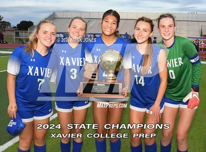 Thumbnail 2 in Xavier College Prep vs. Hamilton (AIA 6A Final - Awards) photogallery.