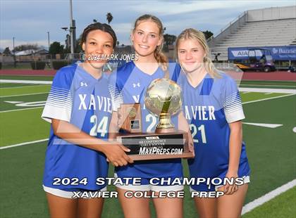 Thumbnail 3 in Xavier College Prep vs. Hamilton (AIA 6A Final - Awards) photogallery.