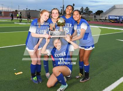 Thumbnail 2 in Xavier College Prep vs. Hamilton (AIA 6A Final - Awards) photogallery.