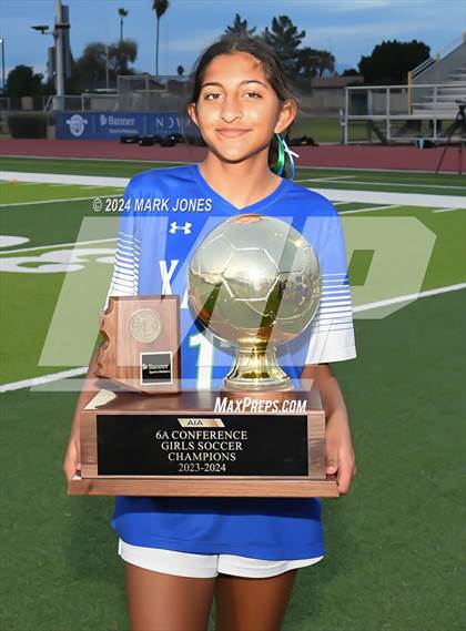 Thumbnail 3 in Xavier College Prep vs. Hamilton (AIA 6A Final - Awards) photogallery.