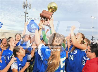 Thumbnail 3 in Xavier College Prep vs. Hamilton (AIA 6A Final - Awards) photogallery.