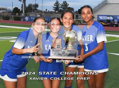 Thumbnail 3 in Xavier College Prep vs. Hamilton (AIA 6A Final - Awards) photogallery.