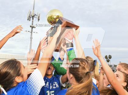 Thumbnail 1 in Xavier College Prep vs. Hamilton (AIA 6A Final - Awards) photogallery.