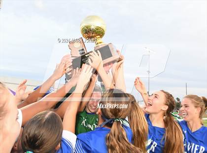 Thumbnail 2 in Xavier College Prep vs. Hamilton (AIA 6A Final - Awards) photogallery.