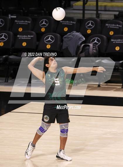 Thumbnail 1 in Patrick Henry vs Maggie Walker (VHSL Class 4 State Final) photogallery.