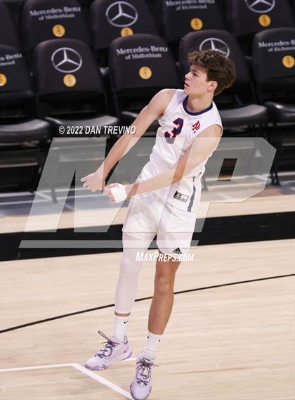 Thumbnail 1 in Patrick Henry vs Maggie Walker (VHSL Class 4 State Final) photogallery.