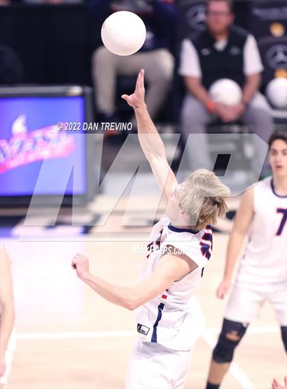 Thumbnail 3 in Patrick Henry vs Maggie Walker (VHSL Class 4 State Final) photogallery.