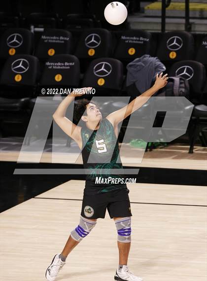 Thumbnail 3 in Patrick Henry vs Maggie Walker (VHSL Class 4 State Final) photogallery.