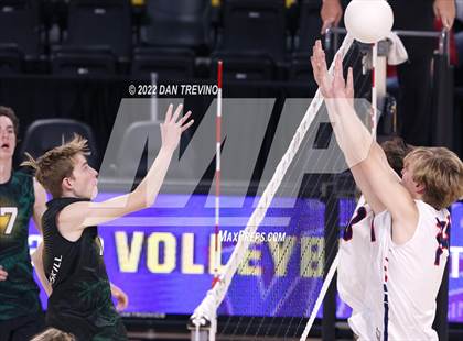 Thumbnail 3 in Patrick Henry vs Maggie Walker (VHSL Class 4 State Final) photogallery.