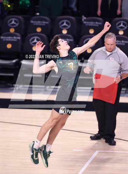 Thumbnail 2 in Patrick Henry vs Maggie Walker (VHSL Class 4 State Final) photogallery.