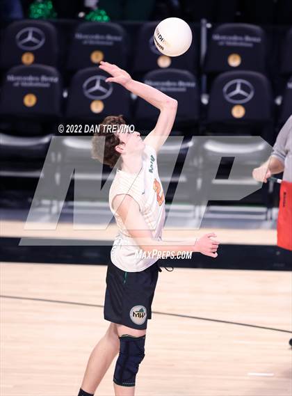 Thumbnail 3 in Patrick Henry vs Maggie Walker (VHSL Class 4 State Final) photogallery.