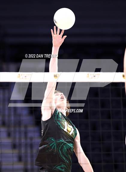 Thumbnail 1 in Patrick Henry vs Maggie Walker (VHSL Class 4 State Final) photogallery.