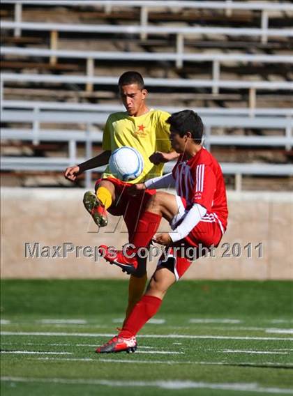 Thumbnail 2 in Gustine vs. Encina Prep (CIF SJS D6 Final) photogallery.
