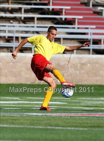 Thumbnail 1 in Gustine vs. Encina Prep (CIF SJS D6 Final) photogallery.