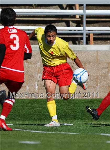 Thumbnail 2 in Gustine vs. Encina Prep (CIF SJS D6 Final) photogallery.