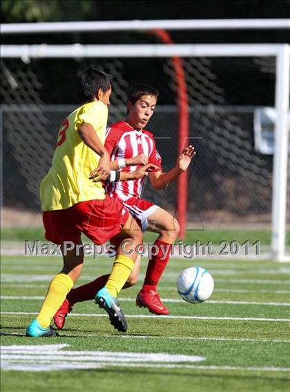 Thumbnail 3 in Gustine vs. Encina Prep (CIF SJS D6 Final) photogallery.