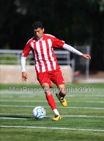 Thumbnail 2 in Gustine vs. Encina Prep (CIF SJS D6 Final) photogallery.