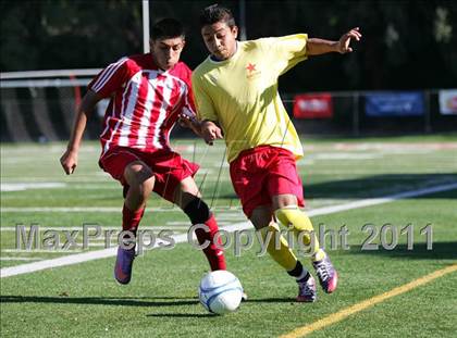 Thumbnail 3 in Gustine vs. Encina Prep (CIF SJS D6 Final) photogallery.