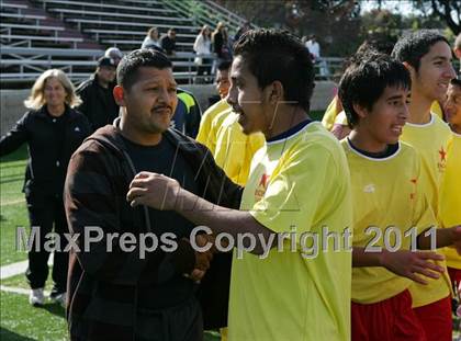 Thumbnail 1 in Gustine vs. Encina Prep (CIF SJS D6 Final) photogallery.