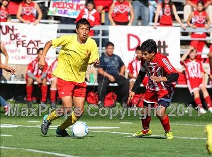 Thumbnail 3 in Gustine vs. Encina Prep (CIF SJS D6 Final) photogallery.