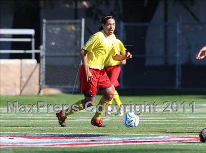 Thumbnail 2 in Gustine vs. Encina Prep (CIF SJS D6 Final) photogallery.