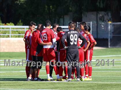 Thumbnail 2 in Gustine vs. Encina Prep (CIF SJS D6 Final) photogallery.