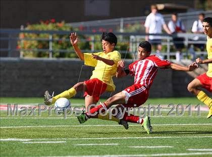 Thumbnail 2 in Gustine vs. Encina Prep (CIF SJS D6 Final) photogallery.