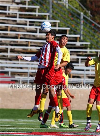 Thumbnail 2 in Gustine vs. Encina Prep (CIF SJS D6 Final) photogallery.