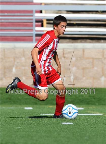 Thumbnail 3 in Gustine vs. Encina Prep (CIF SJS D6 Final) photogallery.