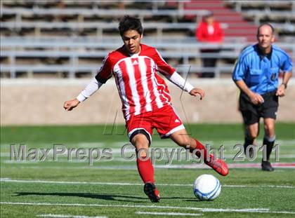 Thumbnail 1 in Gustine vs. Encina Prep (CIF SJS D6 Final) photogallery.