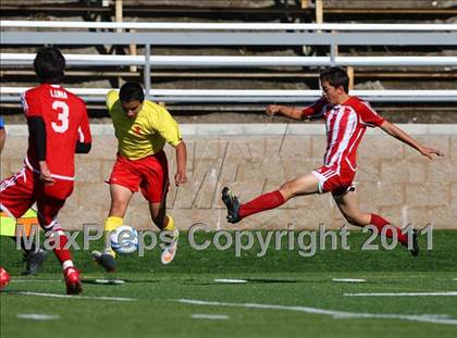 Thumbnail 1 in Gustine vs. Encina Prep (CIF SJS D6 Final) photogallery.