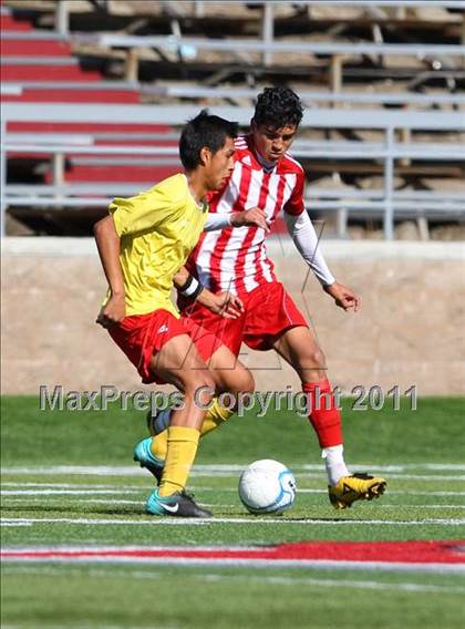 Thumbnail 3 in Gustine vs. Encina Prep (CIF SJS D6 Final) photogallery.