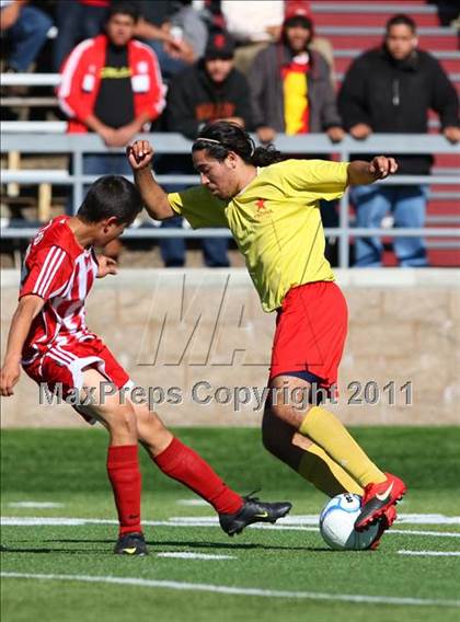 Thumbnail 2 in Gustine vs. Encina Prep (CIF SJS D6 Final) photogallery.